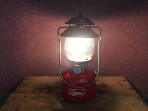 Vintage COLEMAN 200A Red Lantern 572 Works