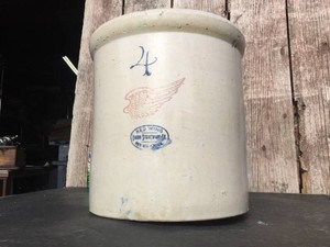 REDWING 4 Gallon Crock - Large Wing - No Cracks Observed - Decent