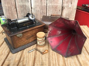 Antique EDISON STANDARD PHONOGRAPH Model C - With Horn