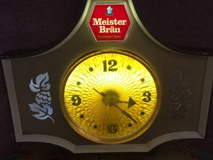 Vintage MEISTER BRAU - Lighted Motion Clock 20 x 17