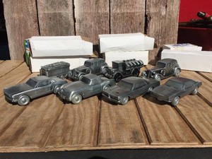 (8) Vintage BANTHRICO - Metal Car Banks - 1974