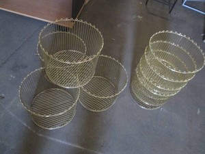 8 Decorative metal baskets