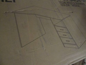 Desk with 3 drawes