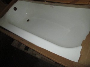 Kona porcelain finish steel bathtub left drain