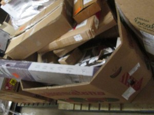 Pallet of assorted items from a major home store retailer