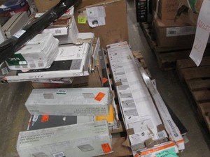 Pallet of tile and laminate flooring