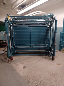 Large Animal Tilt Table