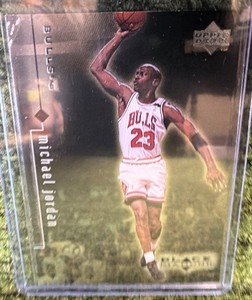 1998-99 Upper Deck Black Diamond - Michael Jordan #8 Chicago Bulls Basketball 