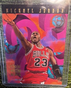 SkyBox 1995 NBA Hoops Crunchers Insert Michael Jordan #17 Chicago Bulls See discription