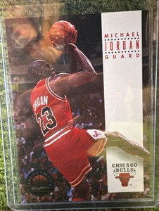 1993 MICHAEL JORDAN  Skybox NBA Basketball Card #45 - Chicago Bulls