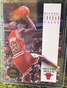 SkyBox 1993 Scouting Report Michael Jordan Chicago Bulls #45