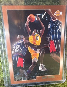 1998-99 Topps - Kobe Bryant #68 Los Angeles Lakers NBA Trading Card