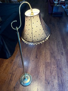 Floor lamp