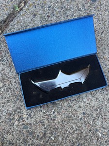 Batman vs Spiderman Cosplay Metal Bats Dart