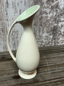 3 Vases