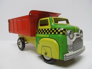 Vintage 1950s Wyandotte Green &amp Yellow Dump Truck
