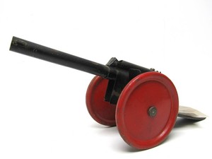 nice condition 1920s era Lincoln Specialties Ball Shooting Toy Cannon