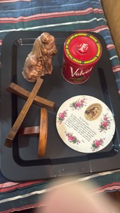 Religious Collectibles, Crosses, Figurines & Floral Dcor