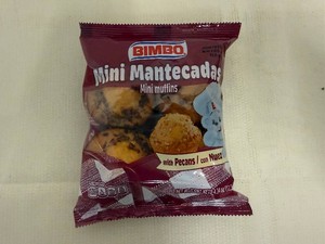 16x Bimbo Mini Muffins w Pecans