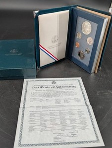 1990 United States Mint Prestige Set With Eisenhower Centennial Silver Dollar