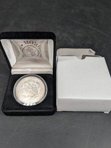 1921 Morgan Silver Dollar in Presentation Case