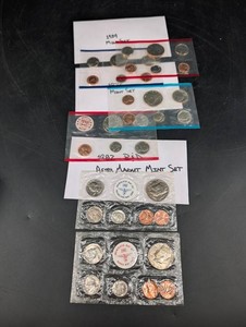 United States Mint Set Collection - 1972, 1982 P&D, 1984 & 1989