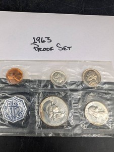 1963 U.S. Mint Proof Set With Philadelphia Medallion