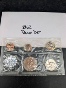 Vintage 1962 U.S. Mint Philadelphia Proof Set