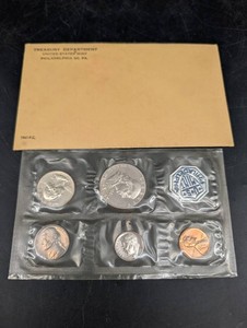 Vintage 1961 United States Mint Proof Set Philadelphia