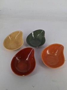 Glazed Ceramic Leaf-Shaped Bowls (Lot of 4)