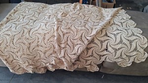 Lace Tablecloth With Scalloped Edge