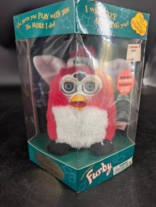 Vintage Tiger Electronics Furby Christmas Story Model 70-866