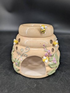 PartyLite Ceramic Bee & Floral Tea Light Holder
