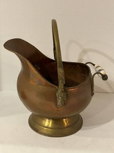 Vintage Dutch Copper Fireplace Coal Scuttle With Lion-Head Mounts