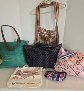 Vera Bradley & Assorted Handbags and Accessories Mixed Lot