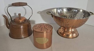 Copper Kitchenware Mixed Lot - Copral Kettle, De La Cuisine Canister & Colander