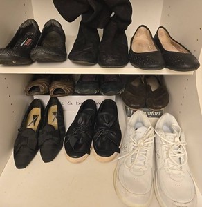 Womens Mixed Shoe Lot - 9 Pairs New Balance, Skechers & Mootsie Tootsies