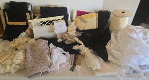 Estate Lace, Fabric Trim & Applique Mixed Lot