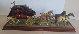 Franklin Mint John Wayne Stagecoach 25in Display Model
