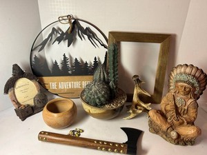 Rustic Southwestern & Religious Home Decor Mixed Lot