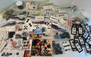 Vintage Sewing Button Collection - Carded & Loose Mixed Assortment