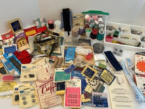 Vintage Sewing Notions, Threads & Dressmaking Supplies Mixed Lot