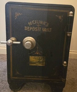 Vintage Nelson Deposit Vault Safe - 21 X 13 X 15 in