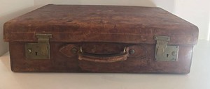 Vintage Lansdownes Inviolable Leather Suitcase - 28 in