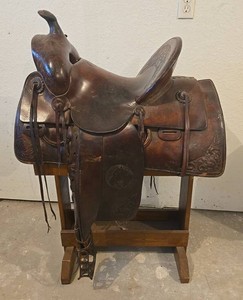 Vintage Colorado Saddlery Tooled Leather Western Saddle With Stand