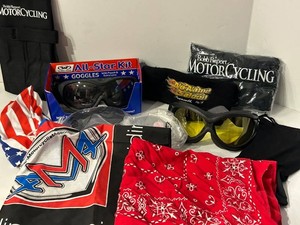 Mixed Motorcycle Gear & Apparel Group - 6 Pieces