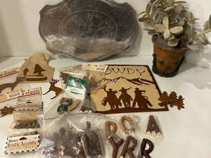 Darice & Traditions Rustic Western Decor Mixed Lot