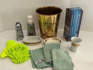 Norwex, Porcelain & Home Decor Mixed Lot (11 Pieces)