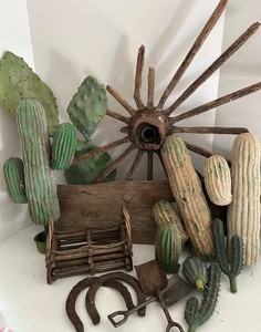 Rustic Cactus & Farmhouse Sign Decor Mixed Lot