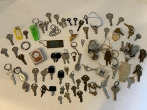 Vintage Mixed Lot of Keys, Locks & Keychains